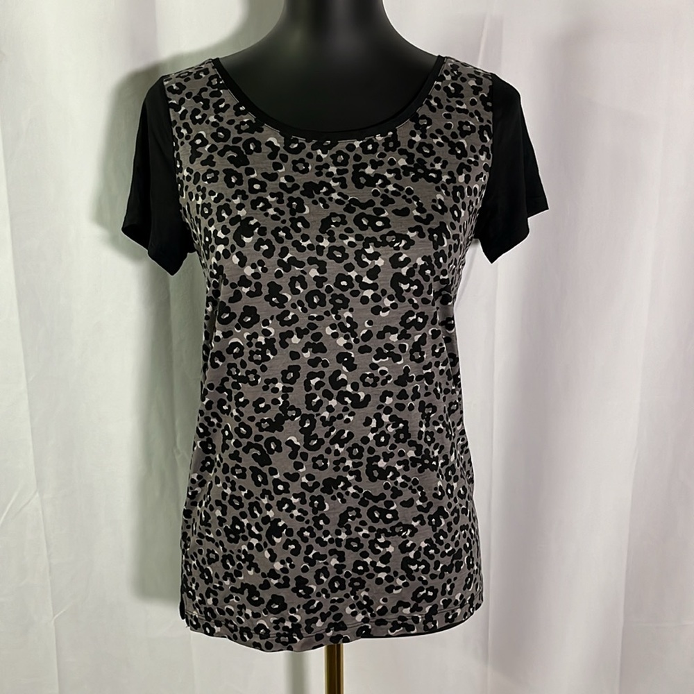 NWT LOFT Gray & Black Leopard Print Short Sleeve T-Shirt